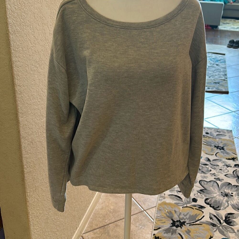 Forever 21 Women's L Gray Marl Crewneck Sweatshirt Casual Minimalist Lounge